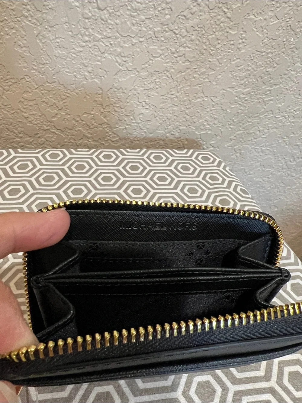 MICHAEL Michael Kors compact zip
